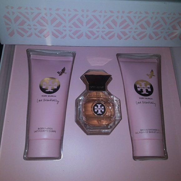 Tory Burch Other - New Tory Burch Set